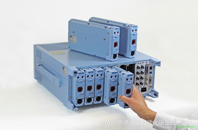是宁德润恒自动化推出的一款工业自动化控制模块,专为工业自动化系统